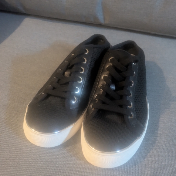 Wishbone Sneaker Mule Black And White Detail In Silver Size 9 - Picture 14 of 14